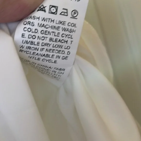 NWT Verdusa polyester fully lined elastic waist white wired bottom skirt, Size M - Picture 7 of 10